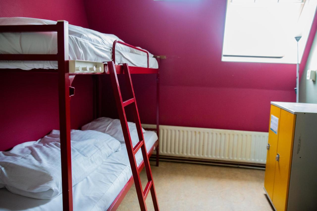 Shelter City Christian Hostel Амстердам Экстерьер фото