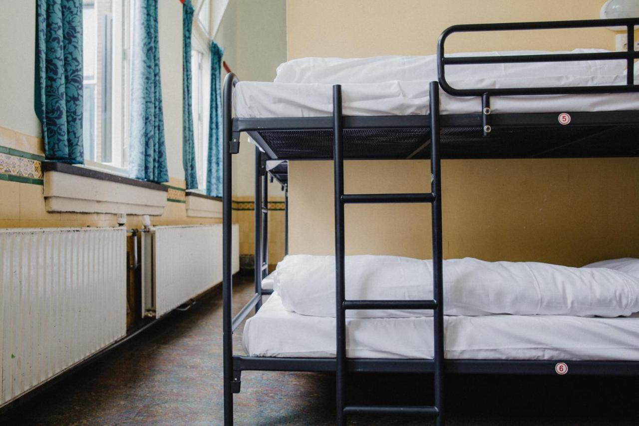 Shelter City Christian Hostel Амстердам Экстерьер фото
