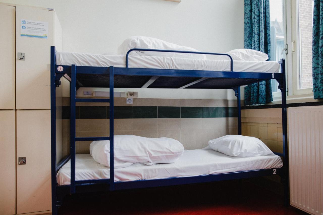 Shelter City Christian Hostel Амстердам Экстерьер фото
